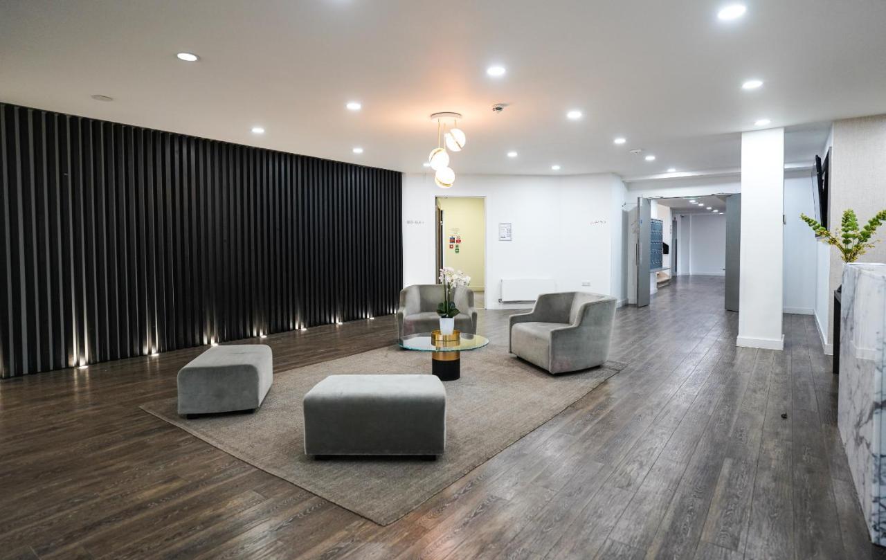Platform Bedford Apartment Bagian luar foto