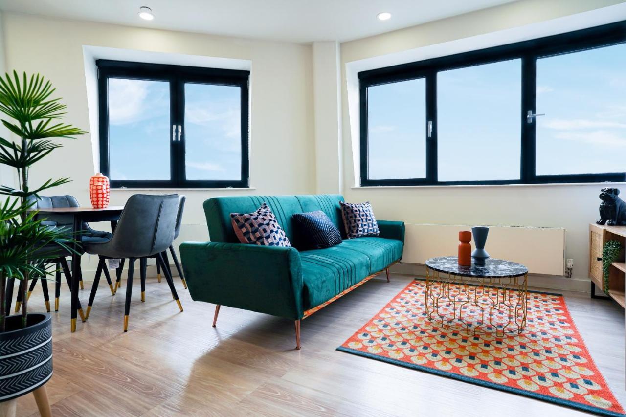 Platform Bedford Apartment Bagian luar foto