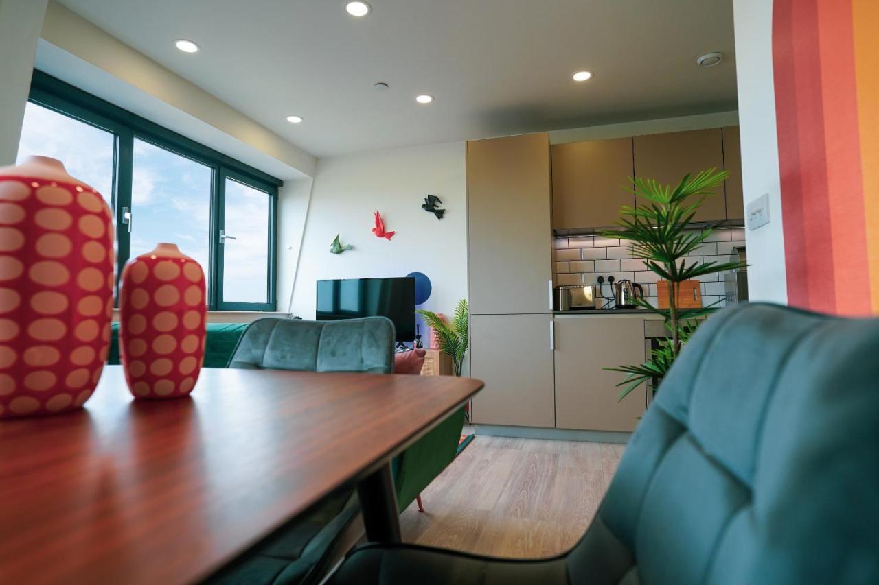 Platform Bedford Apartment Bagian luar foto