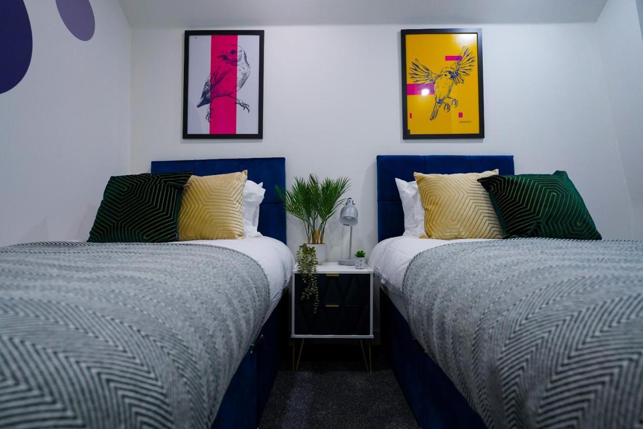 Platform Bedford Apartment Bagian luar foto