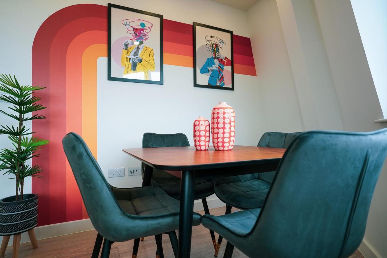 Platform Bedford Apartment Bagian luar foto