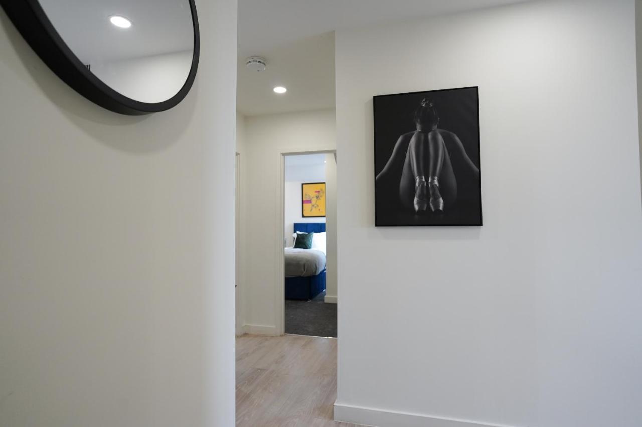 Platform Bedford Apartment Bagian luar foto