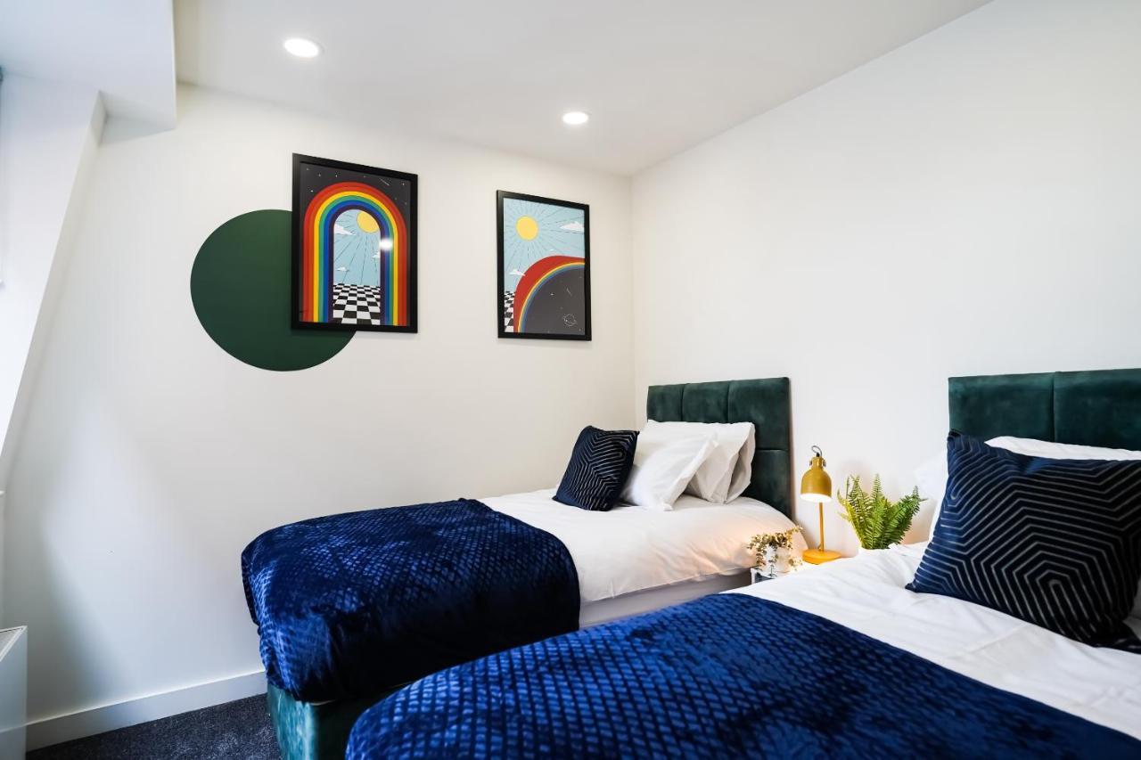 Platform Bedford Apartment Bagian luar foto